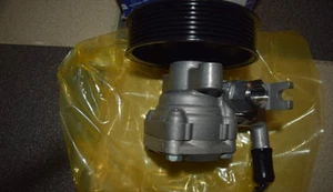 Servopumpe Pumpe Servolenkung Hyundai H-1 Travel + Cargo 2,5 CRDI 2008- - Bild 1 von 1