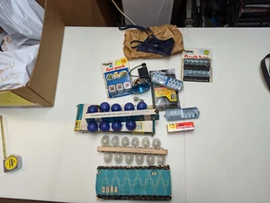 Vinitage Camera Flash Bulb Lot Dura Blue Spot Class M Bar GE - Picture 1 of 14