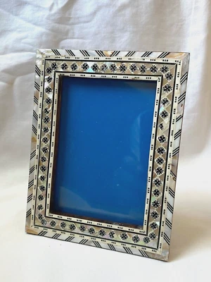 Egyptian Wood Mother of Pearl Black Inlaid Handmade Picture Frame 7"X5.25" #241X - Image 1 of 3