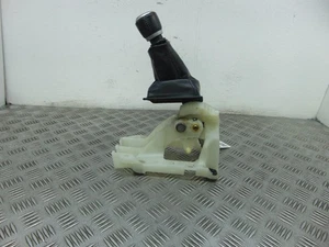 Toyota Rav 4 6 Speed Manual Gear Stick Selector Mk3 2.2 Diesel 2006-2012b - Picture 1 of 5