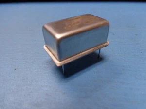 1) CTI K1523BA16.896MHz 16.896 MHz 5V CRYSTAL OSCILLATOR FULL SIZE + 14 4 PIN - Picture 1 of 3