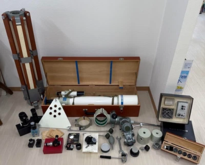 Takahashi FC-100 Fluorite APO Refractor Telescope with EQ Mount Tripod Acc F/S - Image 1 of 4