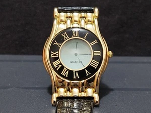 Quartz Armband Uhr mit analoger Anzeige - Bild 1 von 5