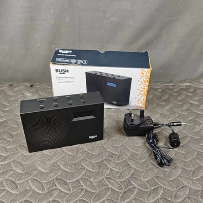 Radio portátil Bush BD1709 DAB FM pantalla LCD compacta negra Foto 1 de 4
