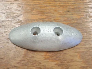 ÁNODO DE ZINC CASCO BARCO 194-CMM24 TRAVESAÑO MARINO AGUA SALADA SALOBRE 4-3/8" DE LARGO - Imagen 1 de 1