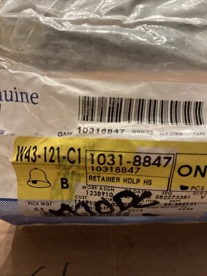 Оригинальный фиксатор корпуса фары GM 10318847 новый из старых запасов *продается отдельно * - Изображение 1 из 2