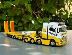 Volvo FH4 Globetrotter 8x4 Semi Tieflader mit Rampen Mediaco WSI LKW Modelle - Bild 1 von 16