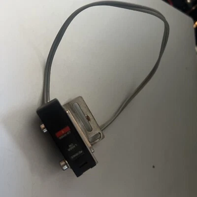 Keyence LV-H100  T  Sensor (SS102) - Image 1 of 4