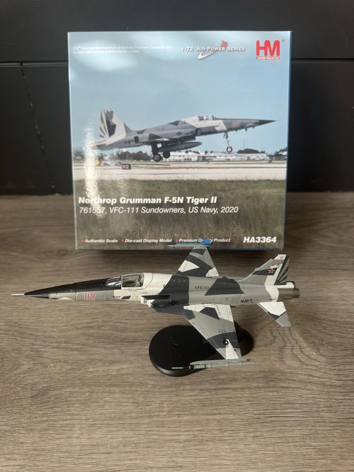 Hobby Master 1/72 F-5N Tiger II VFC-111 Sun Downers, Red 112 NAS Key West HA3364 - Image 1 of 4