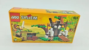 LEGO 6024 Bandit Ambush MOLTO BUONO NUOVO/MISB Cavaliere Foresta Oscura Forestale 6079 - Foto 1 di 10