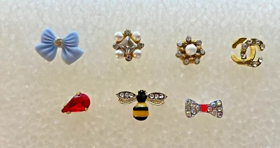 时尚版税 Vanessa Perrin、Adele、Agnes、Isha 娃娃的磁性胸针 — 第 1/4 张图片