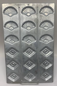 Wilton 1984 Barcelona Classic Cookie Pan, Makes 18 Cookies Fan DIamond - Picture 1 of 6