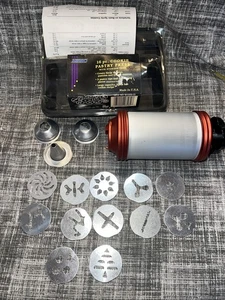 Prensa de pastelería para galletas MIRRO 16 piezas con bandeja de almacenamiento y manual hecha en EE. UU. - Imagen 1 de 11