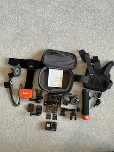 GoPro HERO7 Black Action Camera Bundle 96gb memory spare battery accessories - Picture 1 of 24
