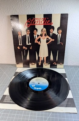 Blondie Parallel Lines 1978 Chrysalis Records LP VG+/VG+ - Image 1 of 4