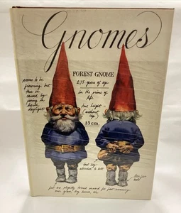 Gnomes by Wil Huygen 1977 Hardcover DJ, Illustrated by Rein Poortvliet - Foto 1 di 10