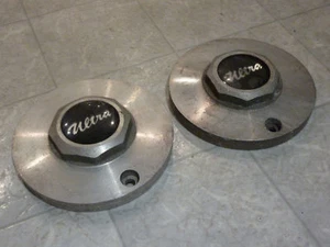 ULTRA (2) METAL WHEEL HUB CENTER CAPS - Bild 1 von 2