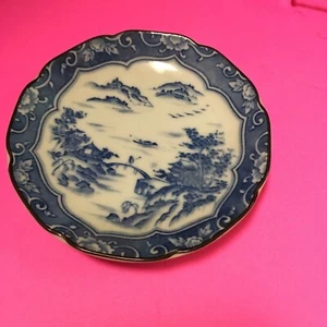 VINTAGE Japanese Hand Painted Porcelain Miniature Plate Scolloped Edge - Picture 1 of 6