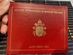 VATICANO SERIE GIOVANNI PAOLO II ANNO XXIII 2001 LIRA ATTRAVERSO PAPI C. 3882-1 - Picture 1 of 4
