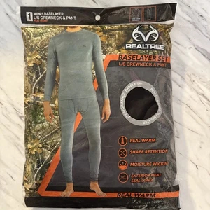 Realtree Fitted Thermal Top & Bottom Set Large - Picture 1 of 3