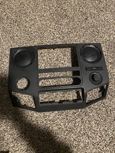 11-16 Ford F250 F350 Super Duty Center Dash Panel Trim Radio Climate Control - Picture 1 of 5