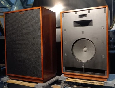 Superb Klipsch Cornwall Pair of Speakers – Fully Restored & Tested – 1-Year WRT - Image 1 of 4