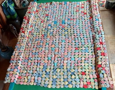 COLORIDO EDREDÓN YO-YO VINTAGE 60"L X 75"H Foto 1 de 4