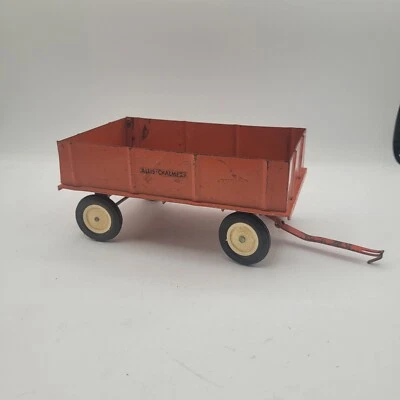 VINTAGE ERTL ALLIS CHALMERS BARGE WAGON PRESSED STEEL 1960'S 1/16 SCALE - Image 1 of 4