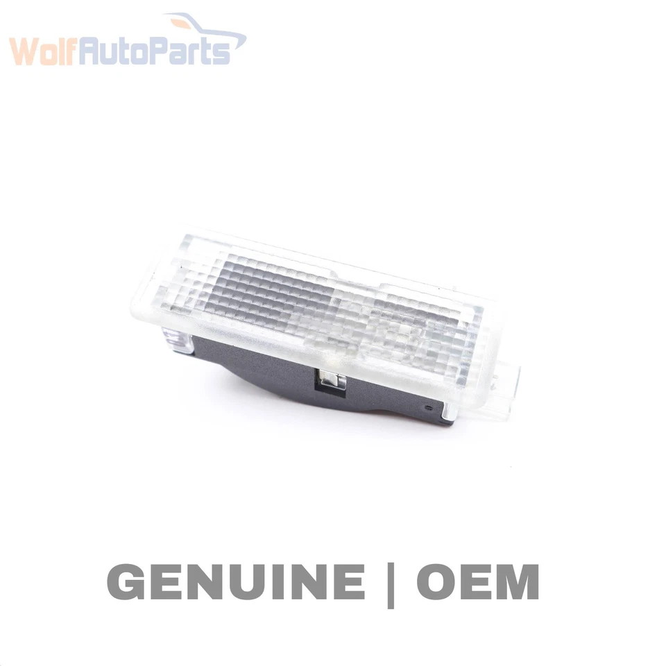 BMW Z4 2003-2008 - Luz interior 6962009 Foto 1 de 4