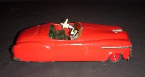 VINTAGE SCHUCO COMBINATO 4300 RED TOY CAR FOR PARTS OR RESTORE SHINY RED BODY - Picture 1 of 7