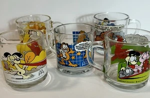 Set of 5 Vintage McDonald's GARFIELD Glass Coffee Mugs Cups Jim Davis 1978! - Picture 1 of 13