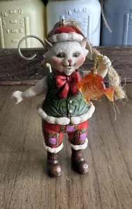 Jim Shore Heartwood Creek Cat With Fish Ornament (4027755) - Picture 1 of 8