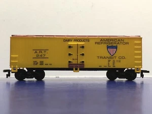 HO Scale Box Car "American Refrigerator Transit Co." ART 247 Freight Train #5 - Picture 1 of 12