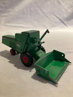 Matchbox Kingsize K9-2 ‘CLAAS’ Combine Harvester - Image 1 of 4