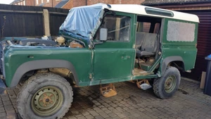 land rover defender 110 td5 station wagon - Picture 1 of 12