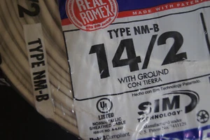 25 FT 14/2 14-2 REAL SIM PULL Romex Electrical Wire NM-B Copper Wire WITH GROUND - Picture 1 of 1