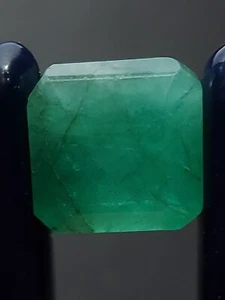 African emerald gemstone - faceted natural green Beryl 8.35 CTS - Picture 1 of 11