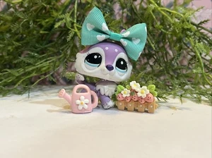 Littlest Pet Shop 2110 LPS Authentic Purple Moscow Husky Puppy Dog Euro - Picture 1 of 7
