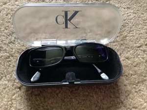 Calvin Klein Sonnenbrille schwarz 4028 mit Etui 51/18 sehr guter Zustand kostenloser Versand - Bild 1 von 8