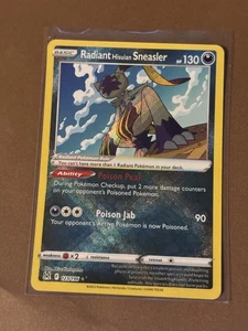 Radiant Hisuian Sneasler 123/196 Lost Origin English - Picture 1 of 2