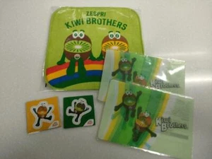 Raro Juego de 5 Mini Toalla Imán Tabla de Cortar Zespri Kiwi Brothers - Imagen 1 de 6