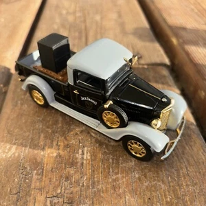 Matchbox Collectibles 1934 Jack Daniels International Pickup Truck pressofuso 1/43 - Foto 1 di 9