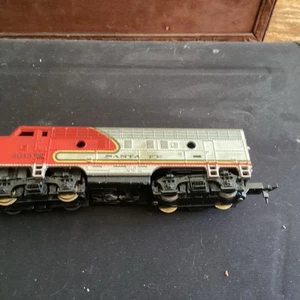 TYCO HO Santa Fe 4015 F7A Diesel Engine Locomotive Works - Picture 1 of 1