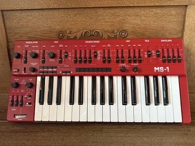 Behringer MS-1  RD | Neuwertig - Bild 1 von 4