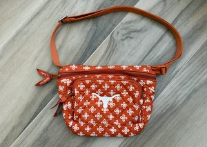 Vera Bradley University of Texas Longhorn Collegiate UT Belt Bag Horns NWOT - Picture 1 of 2
