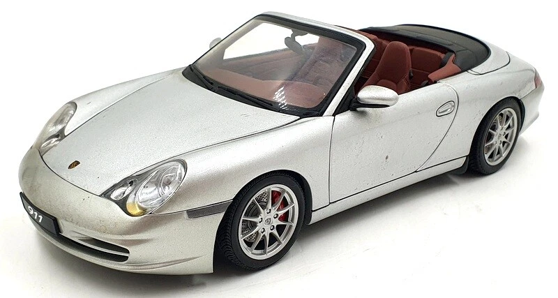 Autoart escala 1/18 diecast DC28722X - Porsche 911 Carrera - plateado con estuche Foto 1 de 4