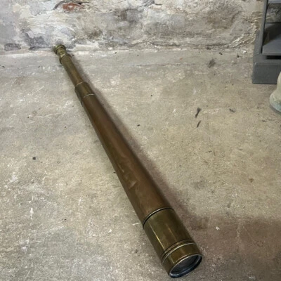 Longue-vue marine en laiton H. Hughes & Son Ltd. London – Fonctionnelle. XIXe - Photo 1/4