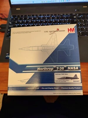 HOBBY MASTER Northrop T-38C TALON 69-7079 49th TFS "BLACK KNIGHTS  2006 HA5407 - Image 1 of 4
