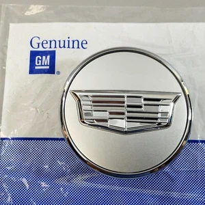 NEW GENUINE GM Factory Silver Wheel Center Cap Fits 23-25 Cadillac XT4 & LYRIQ - Picture 1 of 5