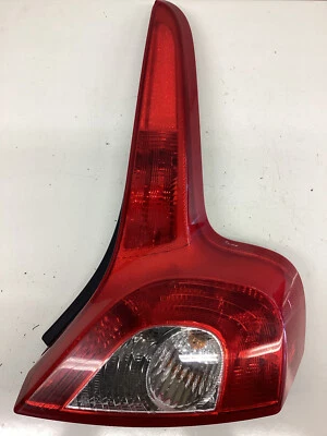 Luz trasera lateral derecha pasajero Volvo OEM 31213916 para C30 08-13 Foto 1 de 4